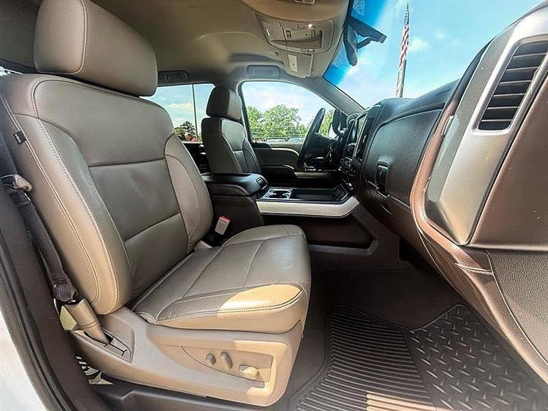 Used 2018 Chevrolet Silverado 1500 LTZ Z71 AWD/4WD image 49