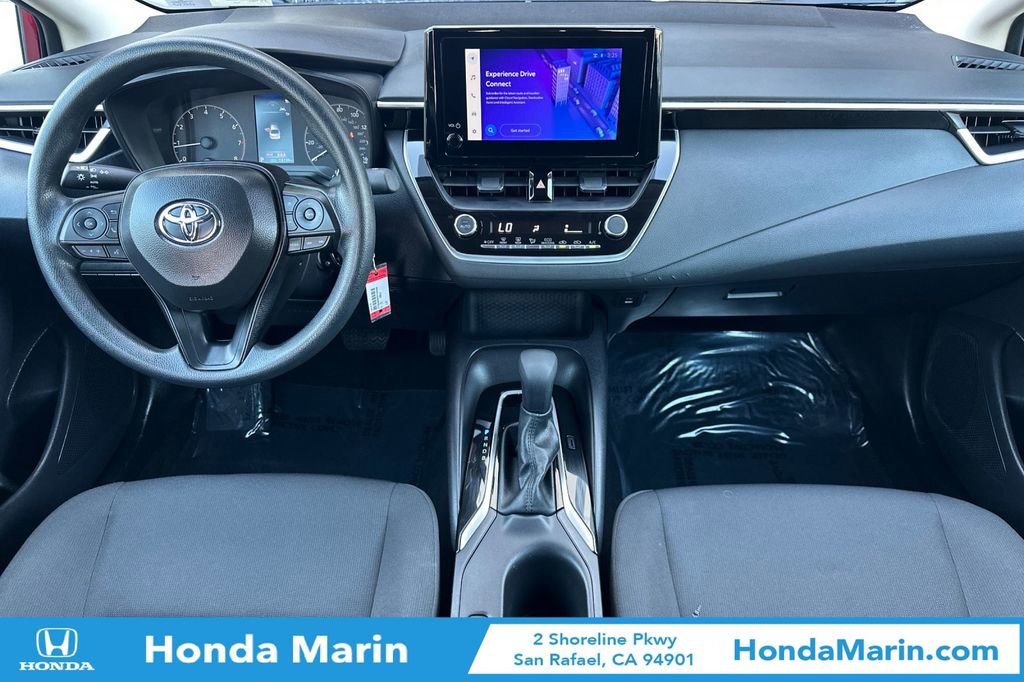 Used 2025 Toyota Corolla LE image 17