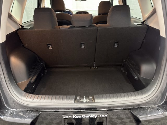 Certified 2023 Kia Soul LX FWD image 23