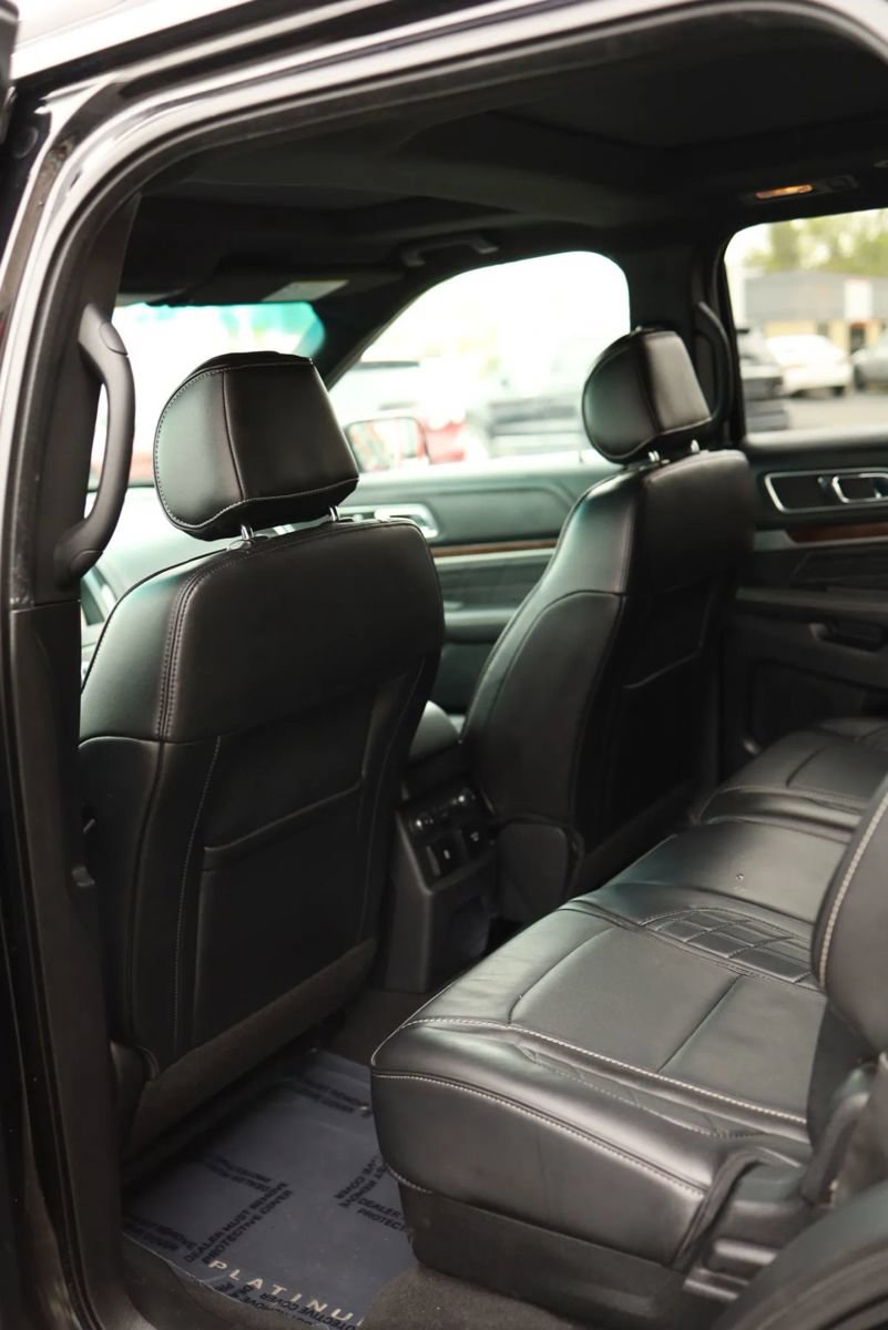 Used 2016 Ford Explorer Platinum AWD/4WD image 28