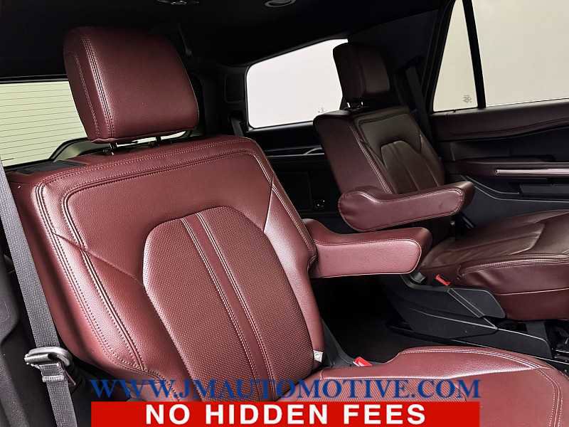 Used 2023 Ford Expedition Limited image 22