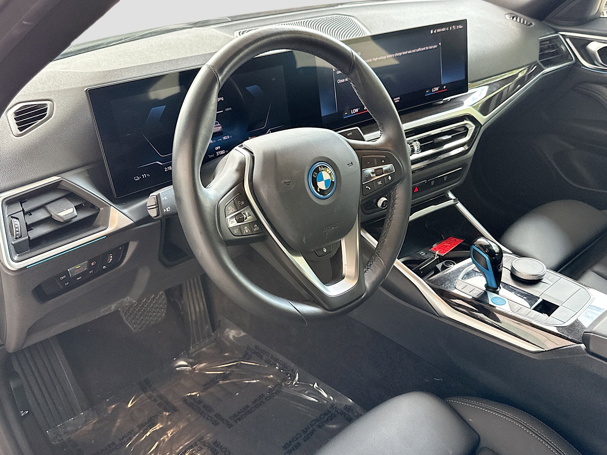 Used 2023 BMW i4 eDrive35 image 9