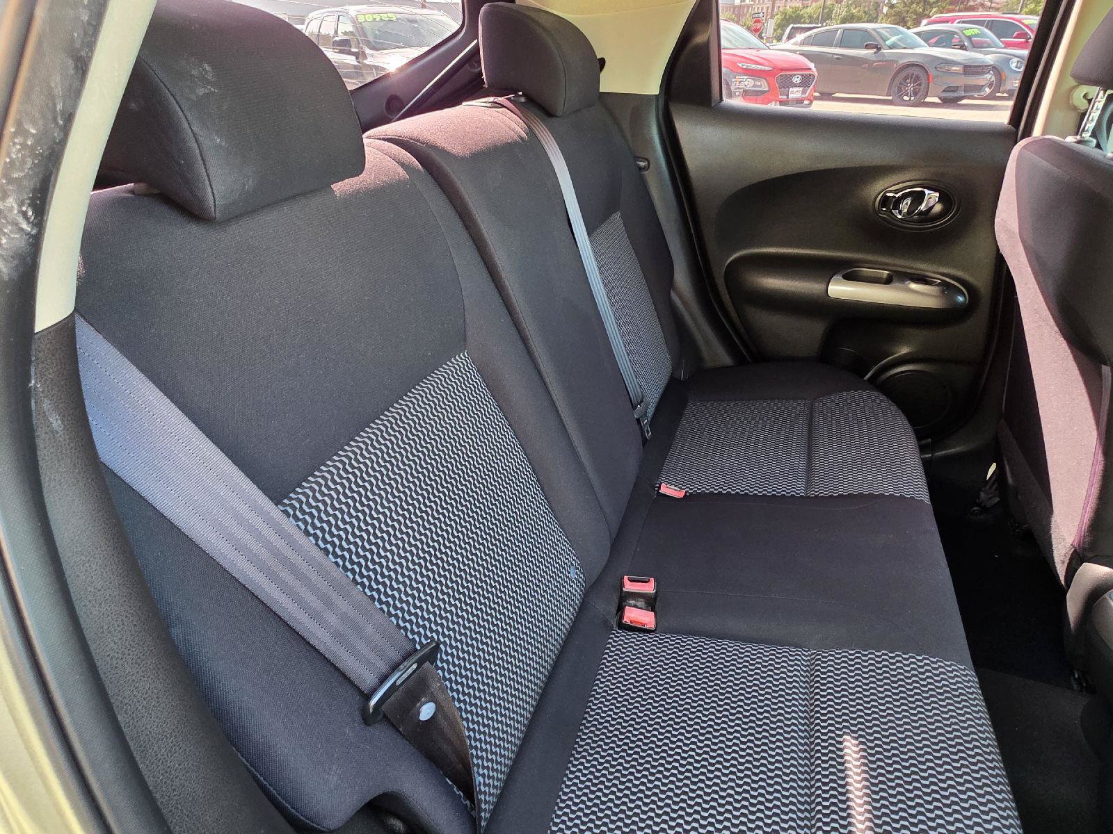 Used 2017 Nissan Juke S FWD image 25