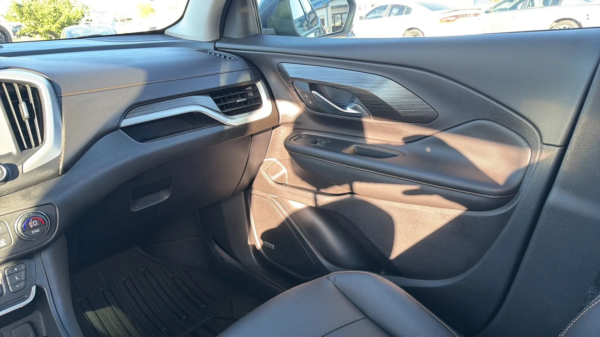 Used 2018 GMC Terrain SLT w/ Preferred Package AWD/4WD image 54