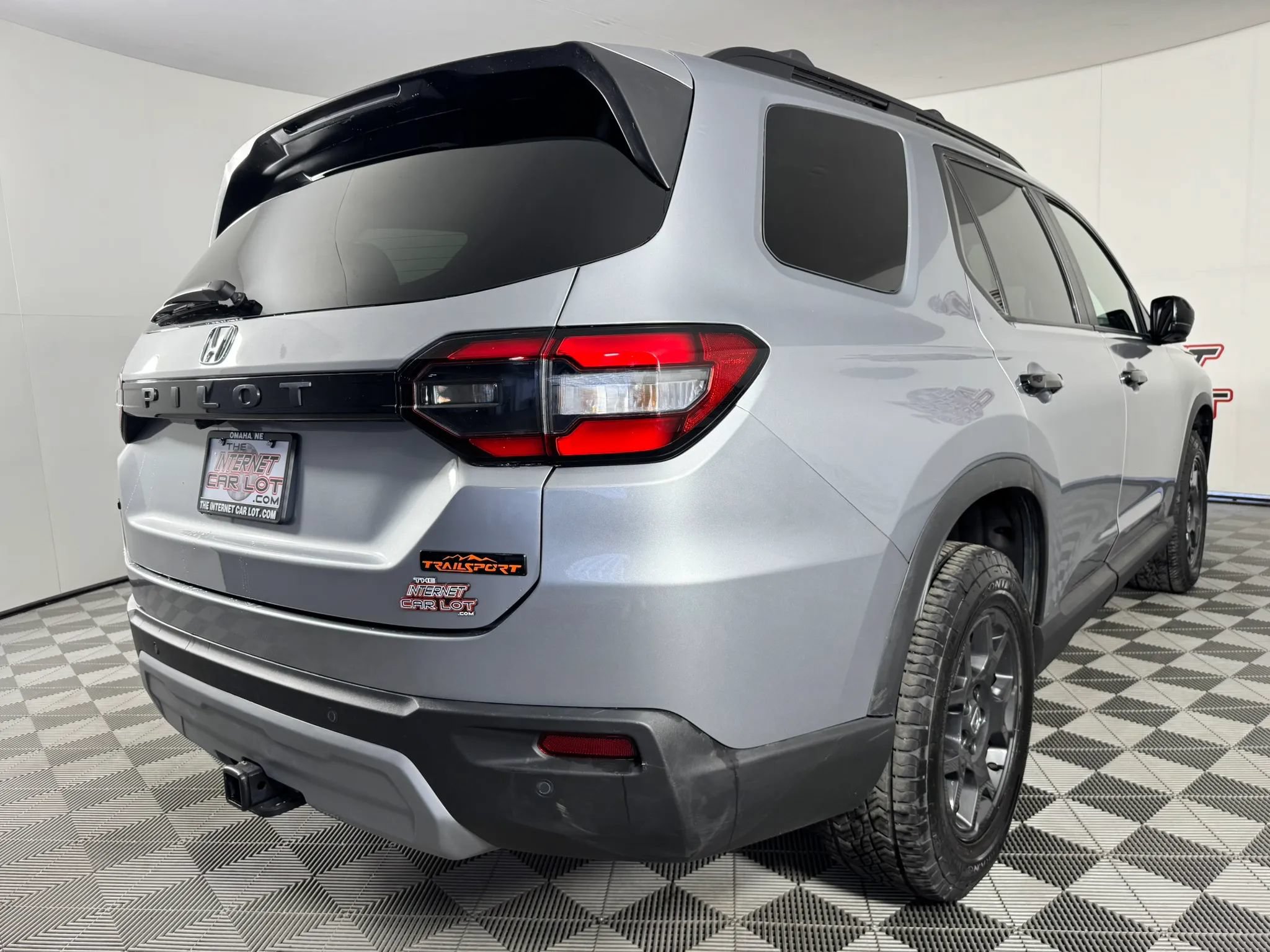 Used 2025 Honda Pilot TrailSport image 31