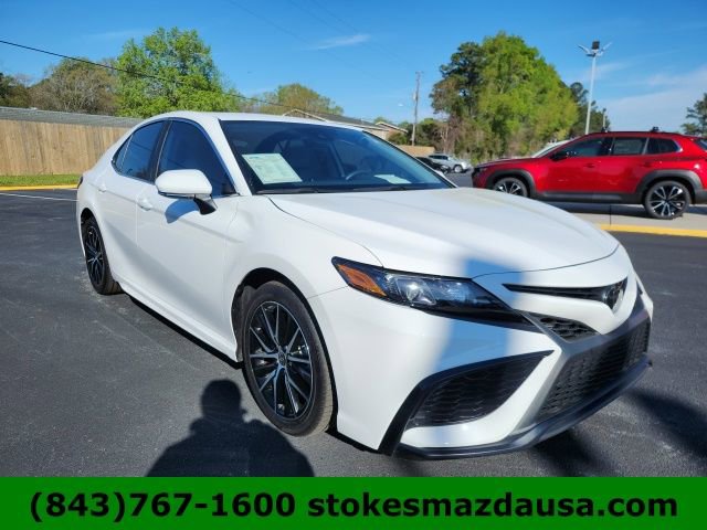 Used 2024 Toyota Camry SE
