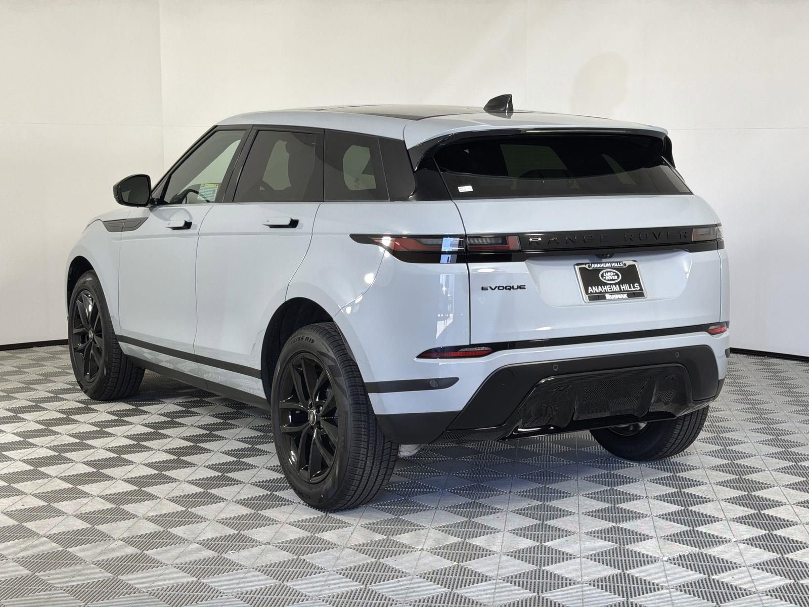New 2026 Land Rover Range Rover Evoque S image 3