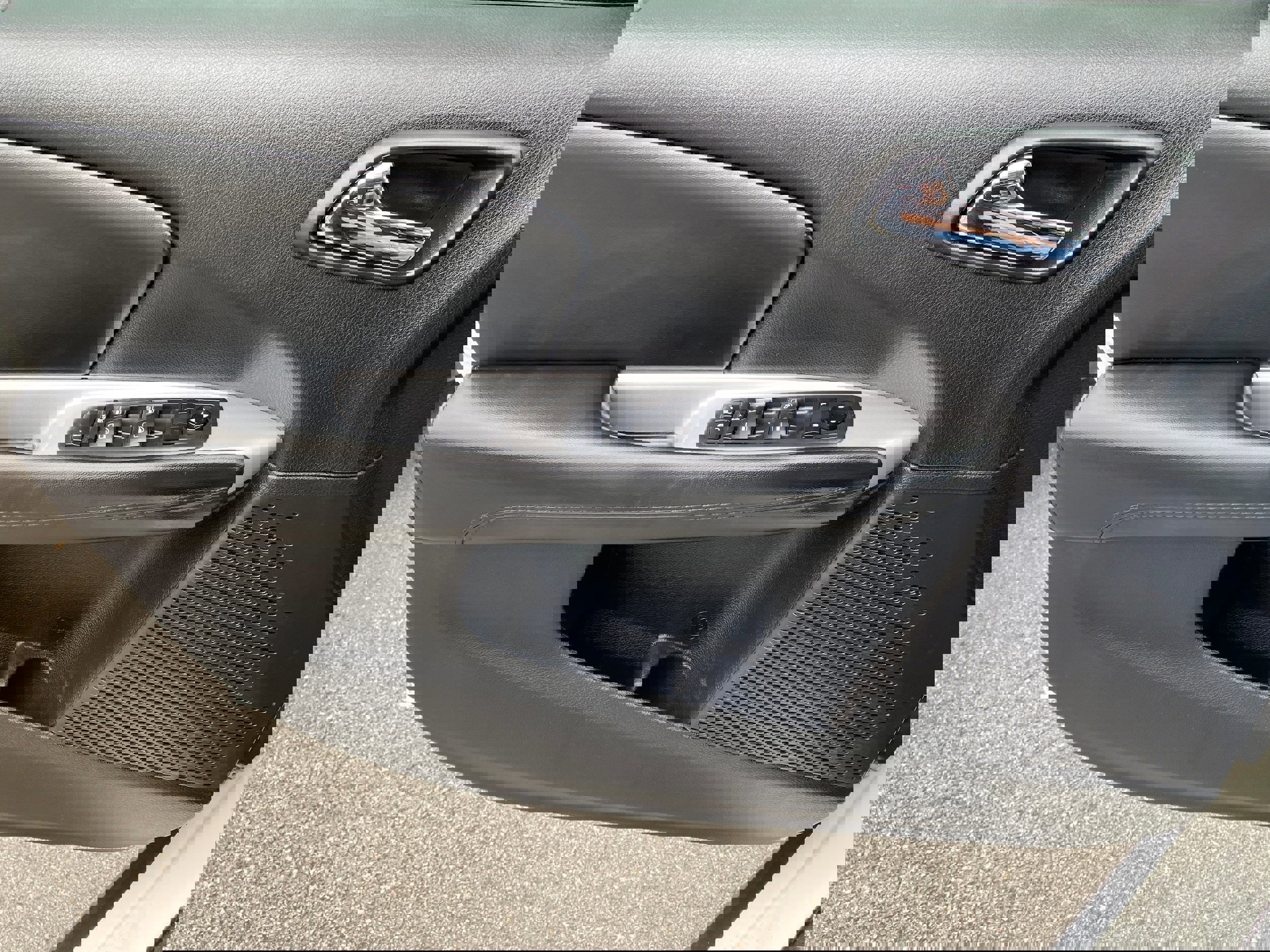 Used 2019 Dodge Journey SE w/ Premium Group image 6