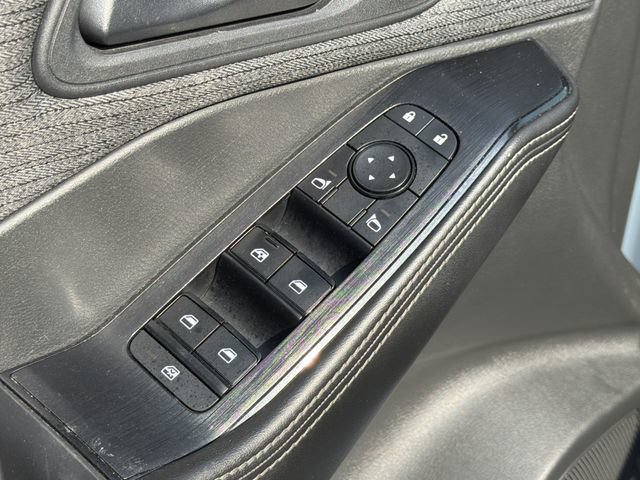 Used 2022 Nissan Rogue S FWD image 25