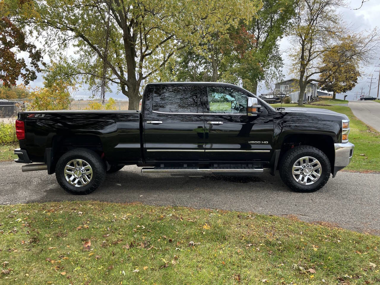 Used 2019 Chevrolet Silverado 2500 LTZ image 7