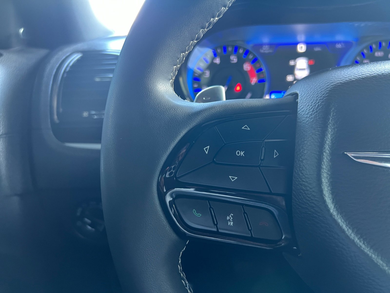 Used 2022 Chrysler 300 S w/ Safetytec Plus Group image 19