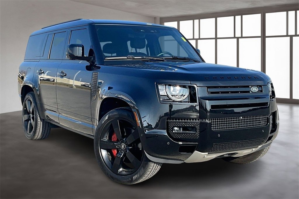 Used 2025 Land Rover Defender 130 X image 11