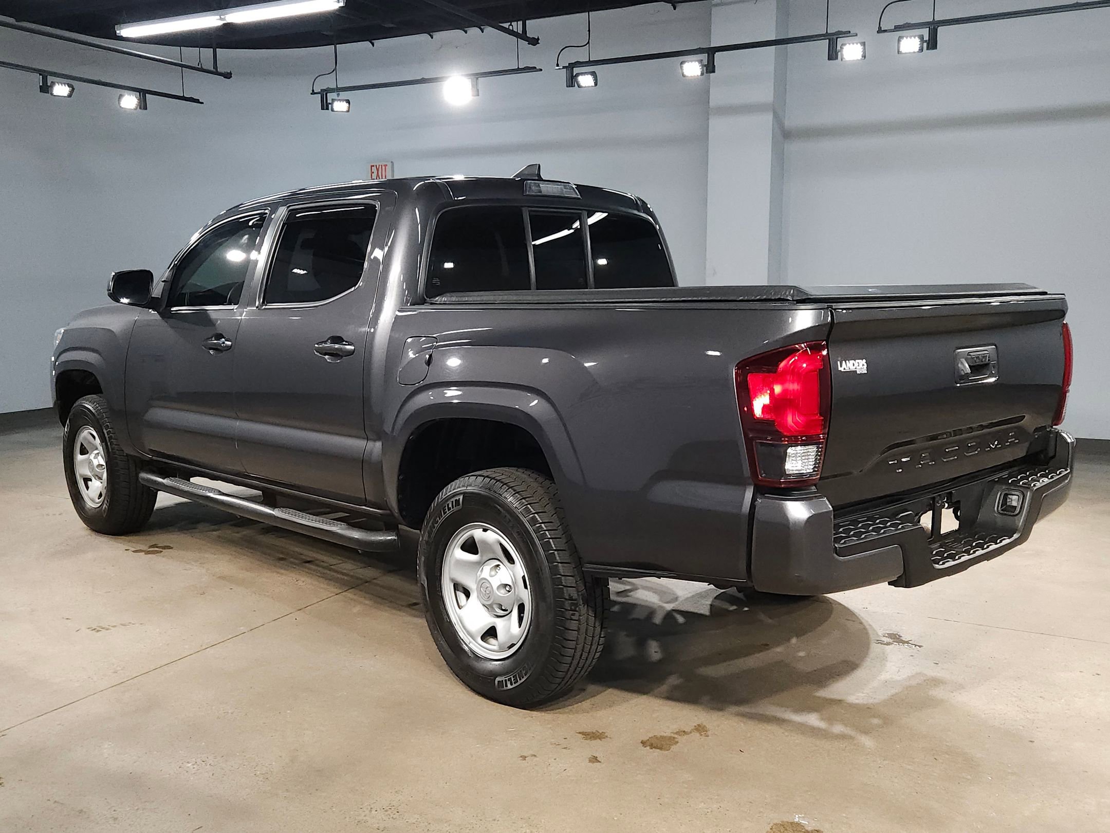 Used 2018 Toyota Tacoma SR w/ SR Convenience Package RWD image 5