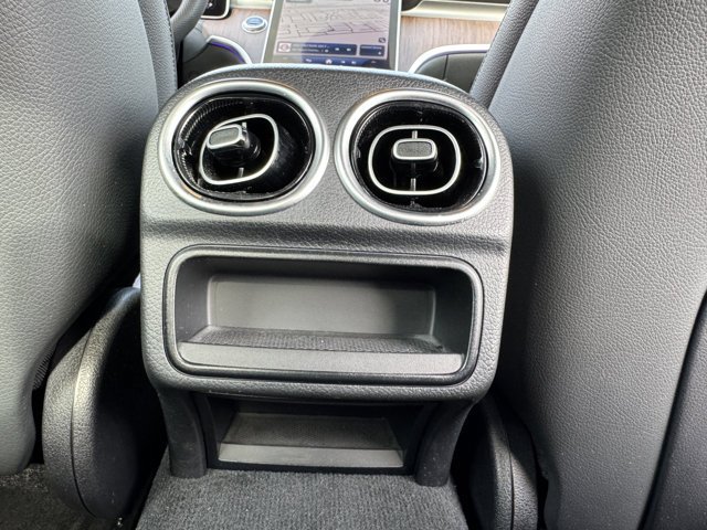 Used 2023 Mercedes-Benz C 300 Sedan image 9