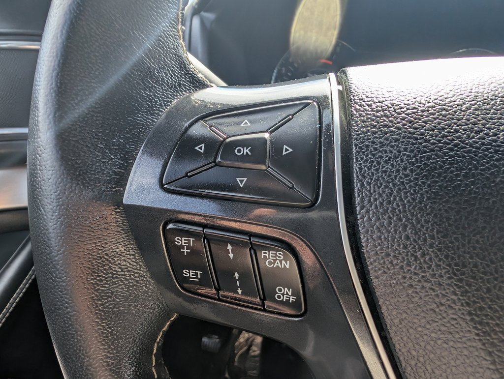 Used 2018 Ford Explorer Platinum image 21