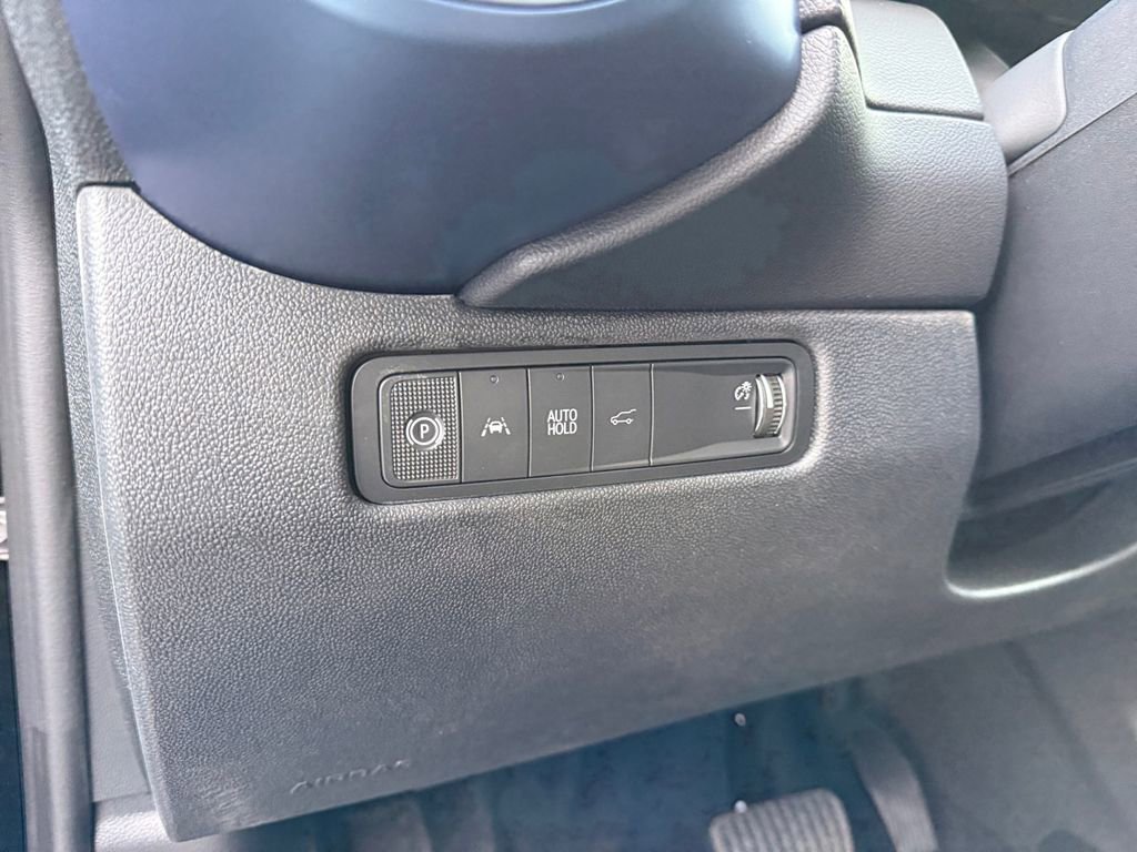 New 2026 Chevrolet Equinox EV LT image 17