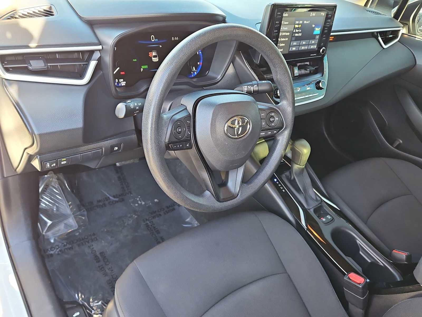 Used 2022 Toyota Corolla LE image 10