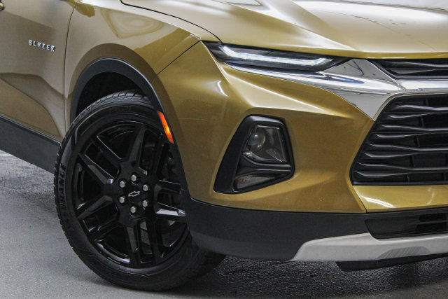 Used 2019 Chevrolet Blazer LT AWD/4WD image 3