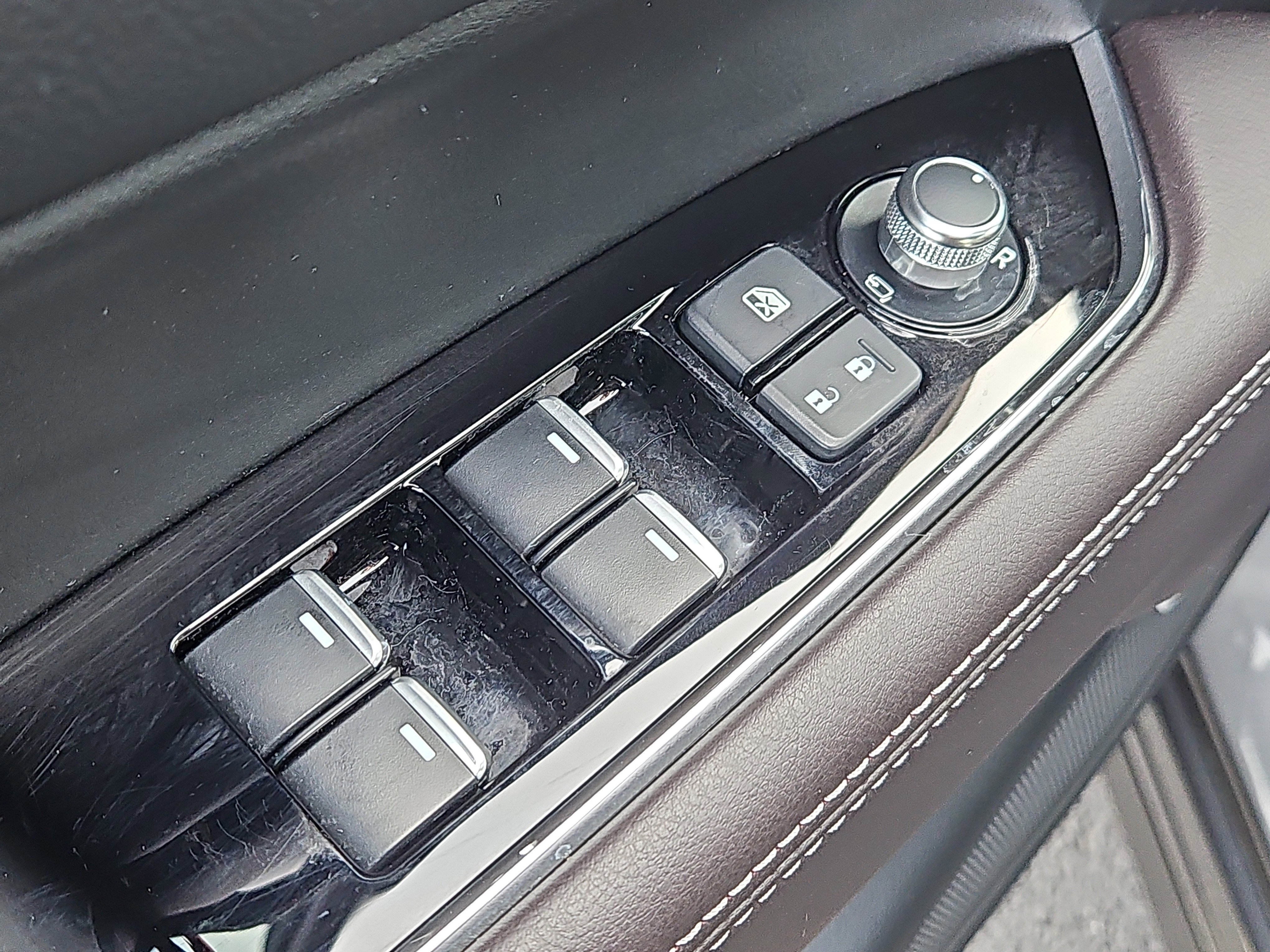 Certified 2025 MAZDA CX-5 Signature image 13