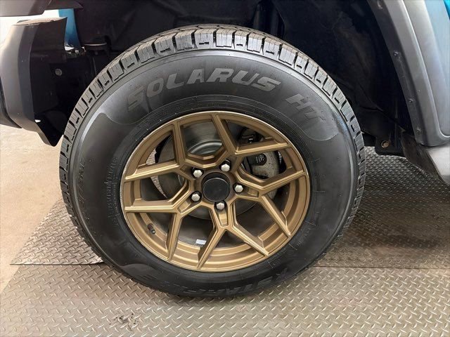 Used 2019 Jeep Wrangler Sport image 34
