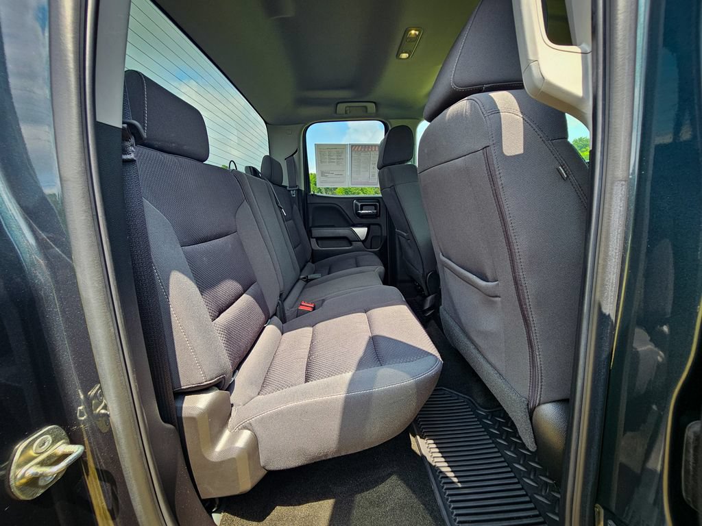Used 2018 Chevrolet Silverado 1500 LT w/ All Star Edition AWD/4WD image 34