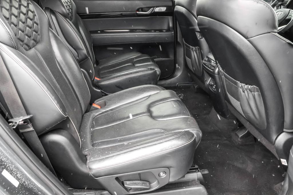 Used 2022 Hyundai Palisade Limited image 34