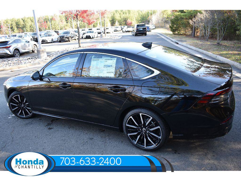 New 2025 Honda Accord Hybrid Touring image 7