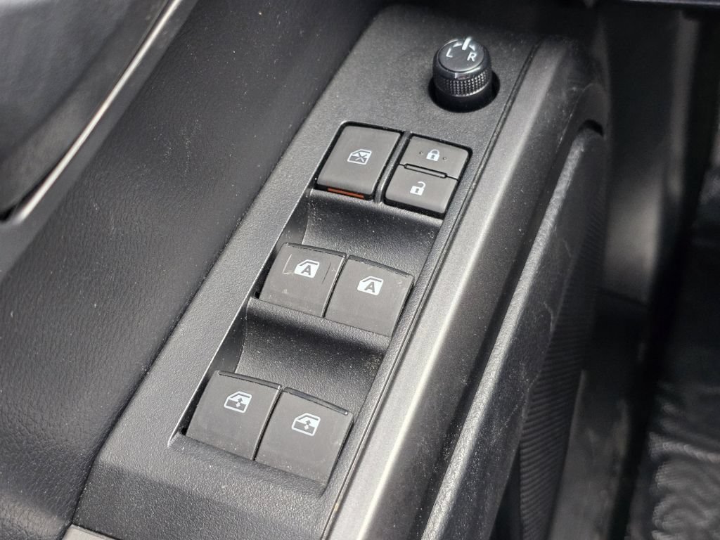 Used 2019 Toyota Tacoma TRD Off-Road AWD/4WD image 32