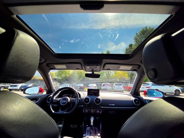 Used 2017 Audi A3 e-tron Premium Plus w/ Technology Package FWD image 44