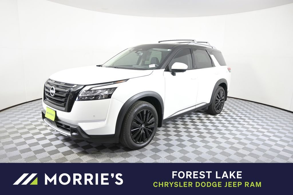 Used 2024 Nissan Pathfinder Platinum w/ Black Appearance Package AWD/4WD image 1