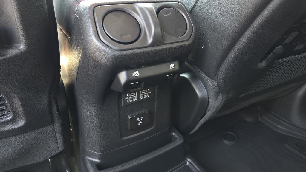 Used 2023 Jeep Wrangler Rubicon w/ Cold Weather Group image 28