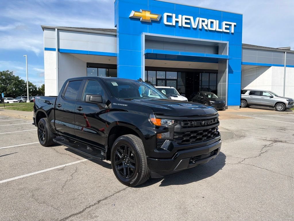 Used 2025 Chevrolet Silverado 1500 Custom