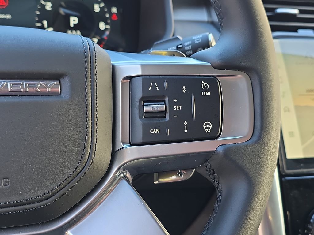 New 2026 Land Rover Discovery Limited Edition AWD/4WD image 18