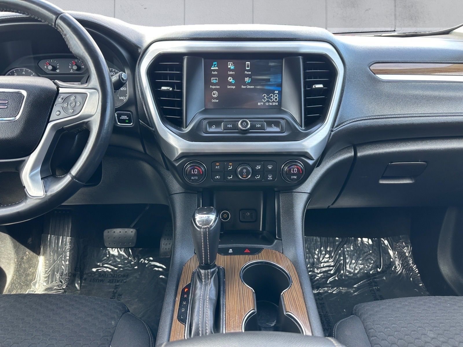 Used 2019 GMC Acadia SLE image 14