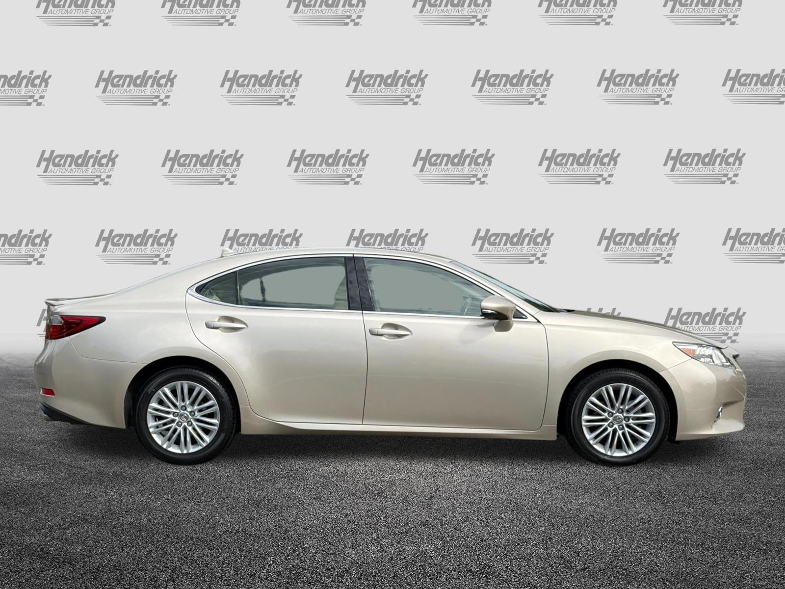 Used 2014 Lexus ES 350 w/ Premium Package FWD image 3