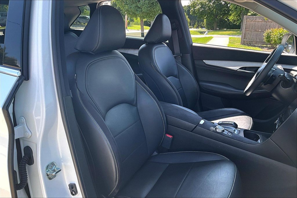 Certified 2023 INFINITI QX50 Sensory AWD/4WD image 28