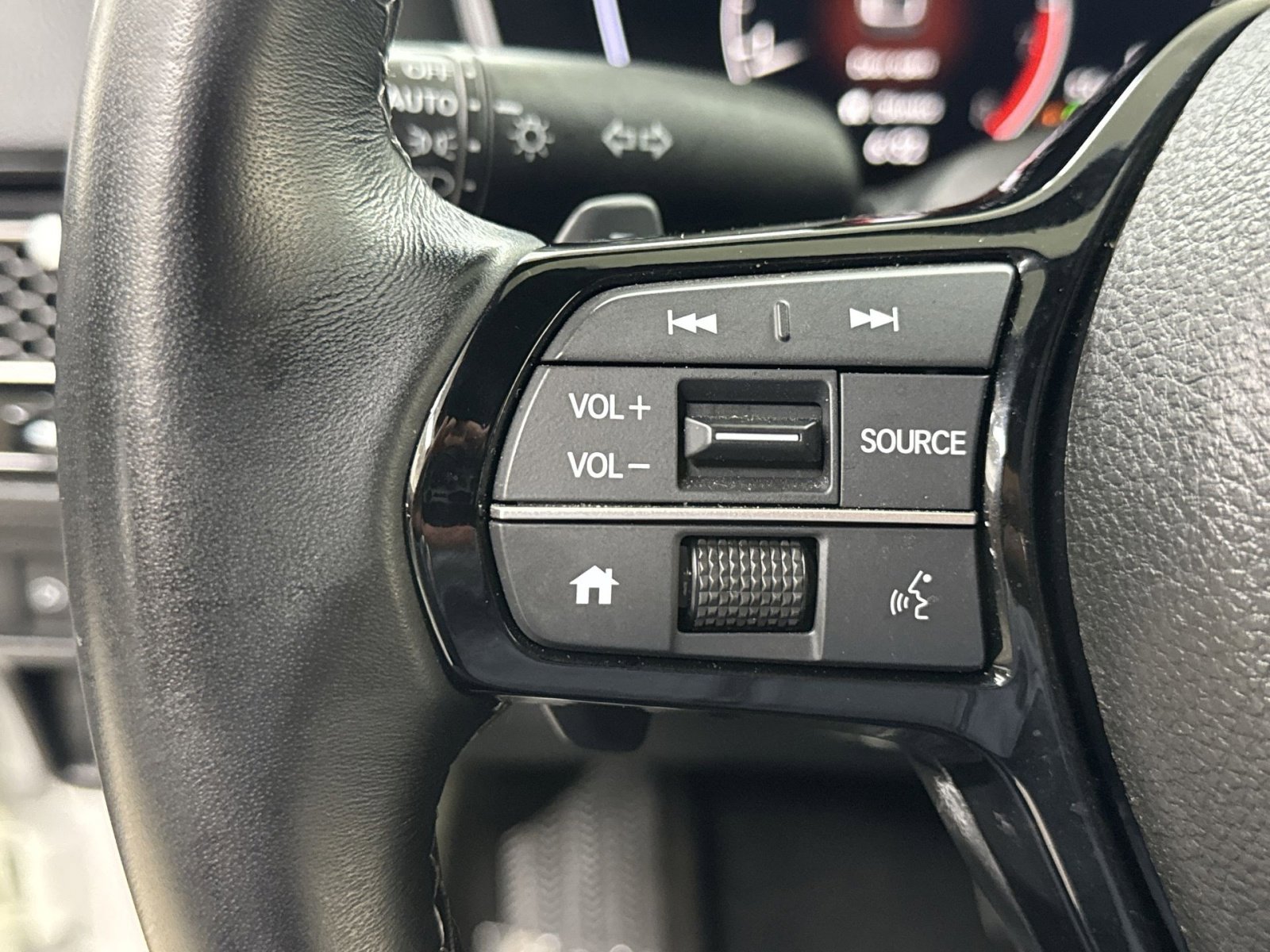Used 2025 Honda Civic Sport image 37