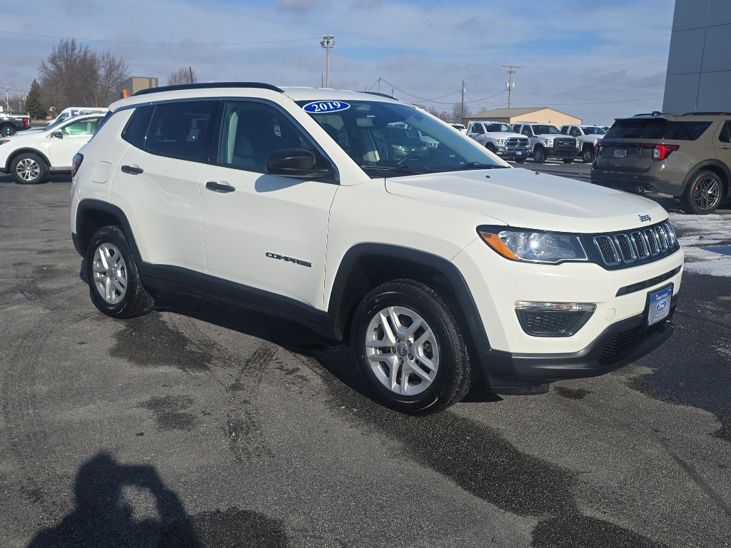Used 2019 Jeep Compass Sport image 4