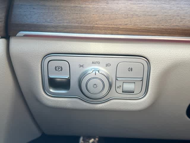 Certified 2024 Mercedes-Benz GLE 350 4MATIC image 28
