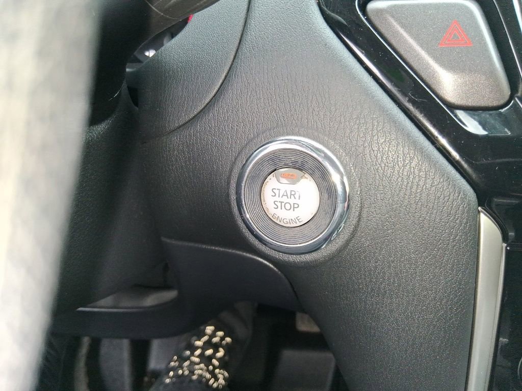 Used 2017 Nissan Pathfinder S image 17