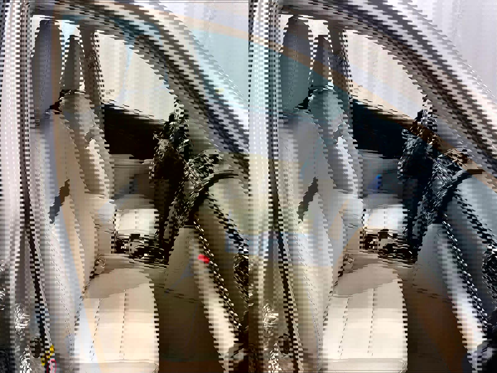 Used 2013 Toyota Camry XLE image 11