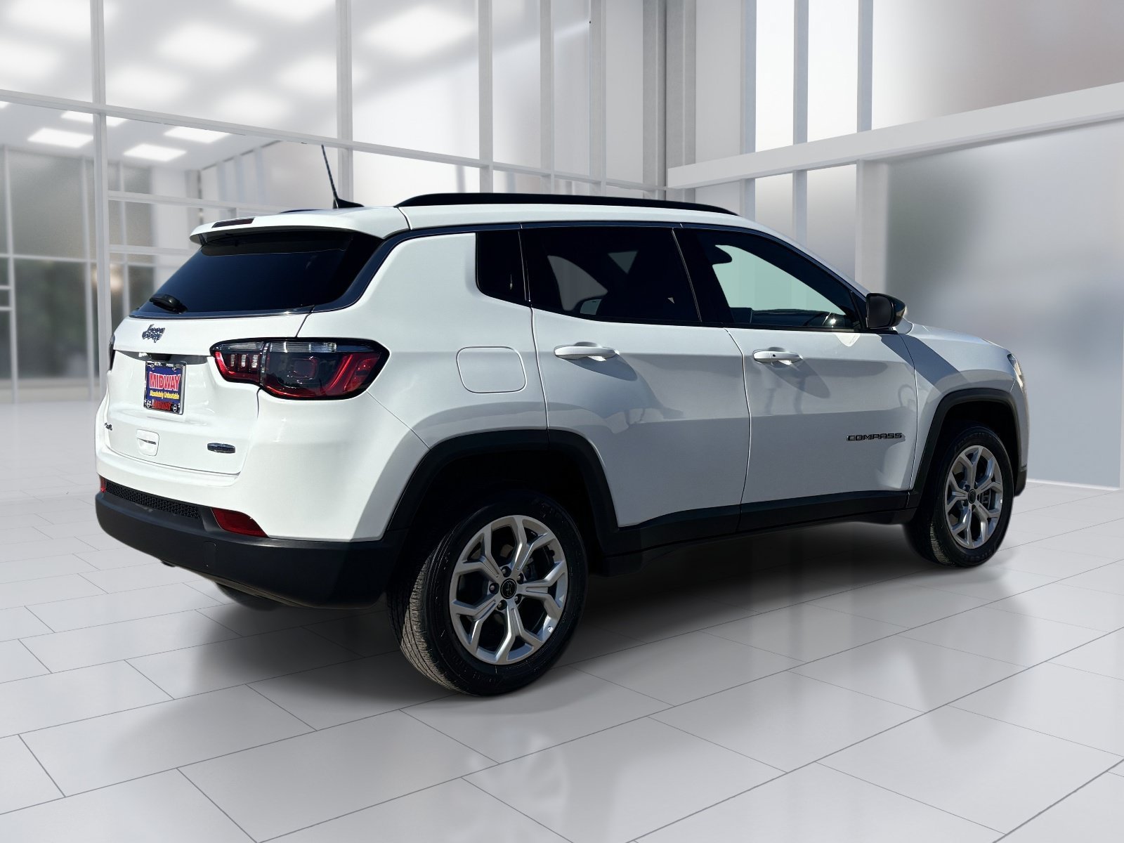 Used 2025 Jeep Compass Latitude AWD/4WD image 6