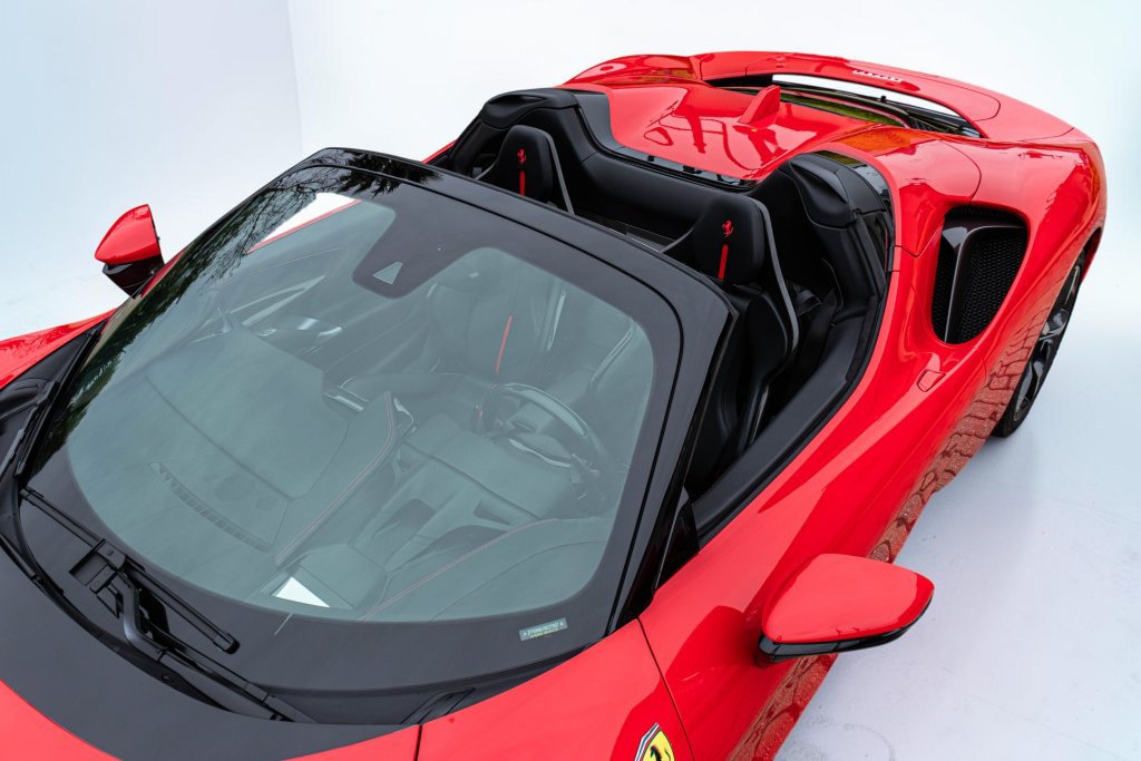 Certified 2022 Ferrari SF90 Spider AWD/4WD image 33
