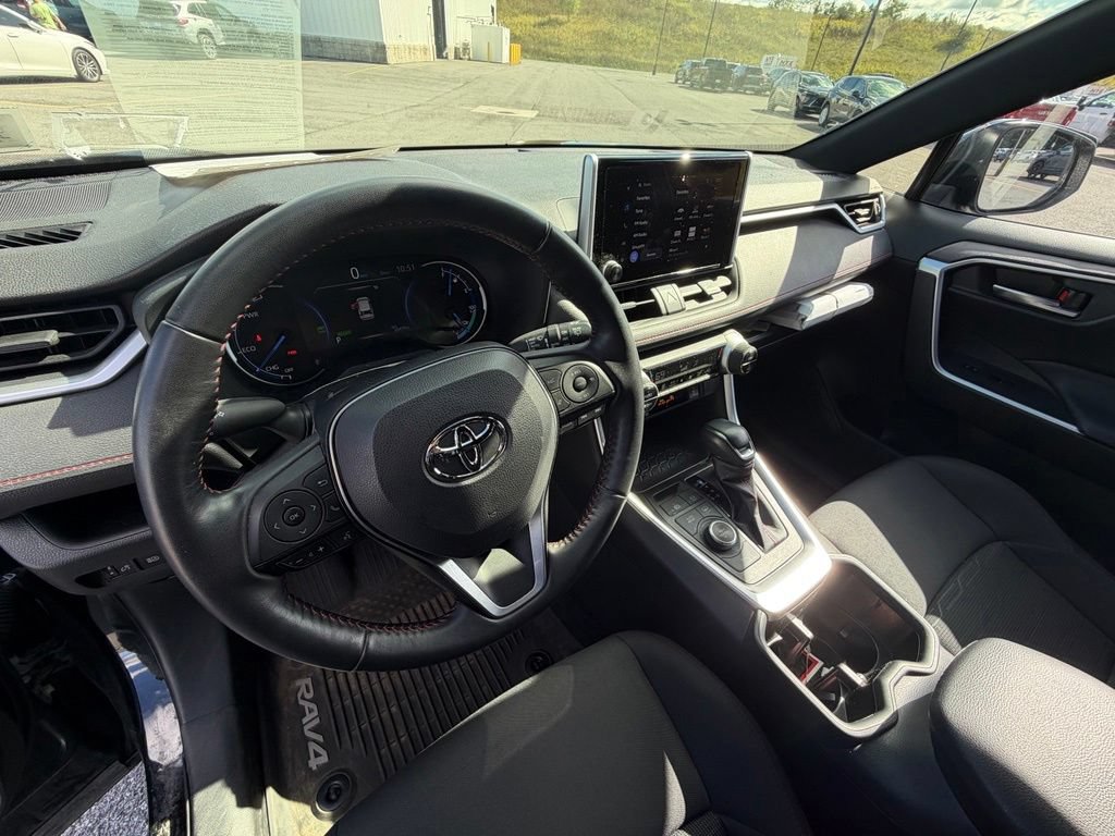 Used 2023 Toyota RAV4 SE w/ Weather & Moonroof Package AWD/4WD image 11