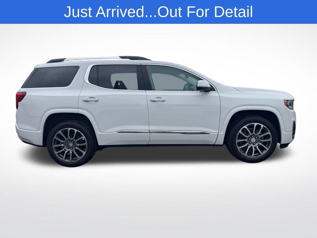 Used 2021 GMC Acadia Denali w/ Denali Technology Package image 2