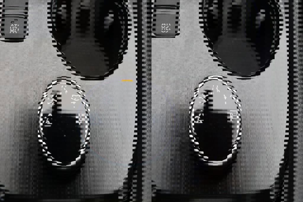 Used 2023 Nissan Rogue SV w/ SV Premium Package image 25