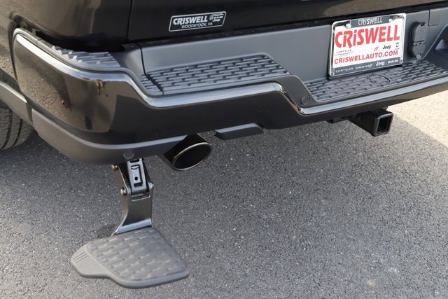 New 2026 RAM 1500 4x4 Crew Cab image 8