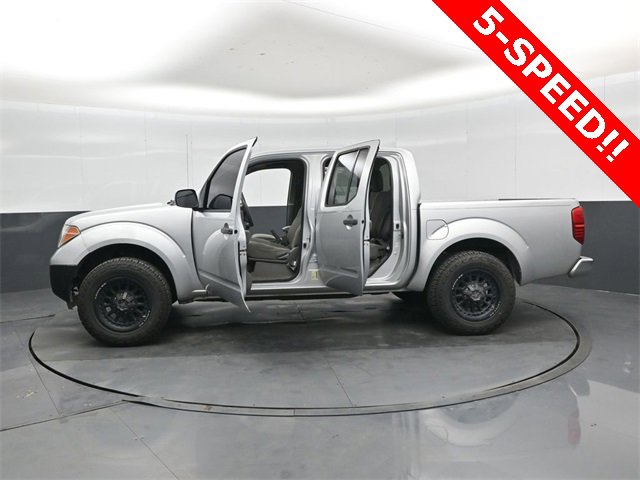Used 2012 Nissan Frontier S image 45