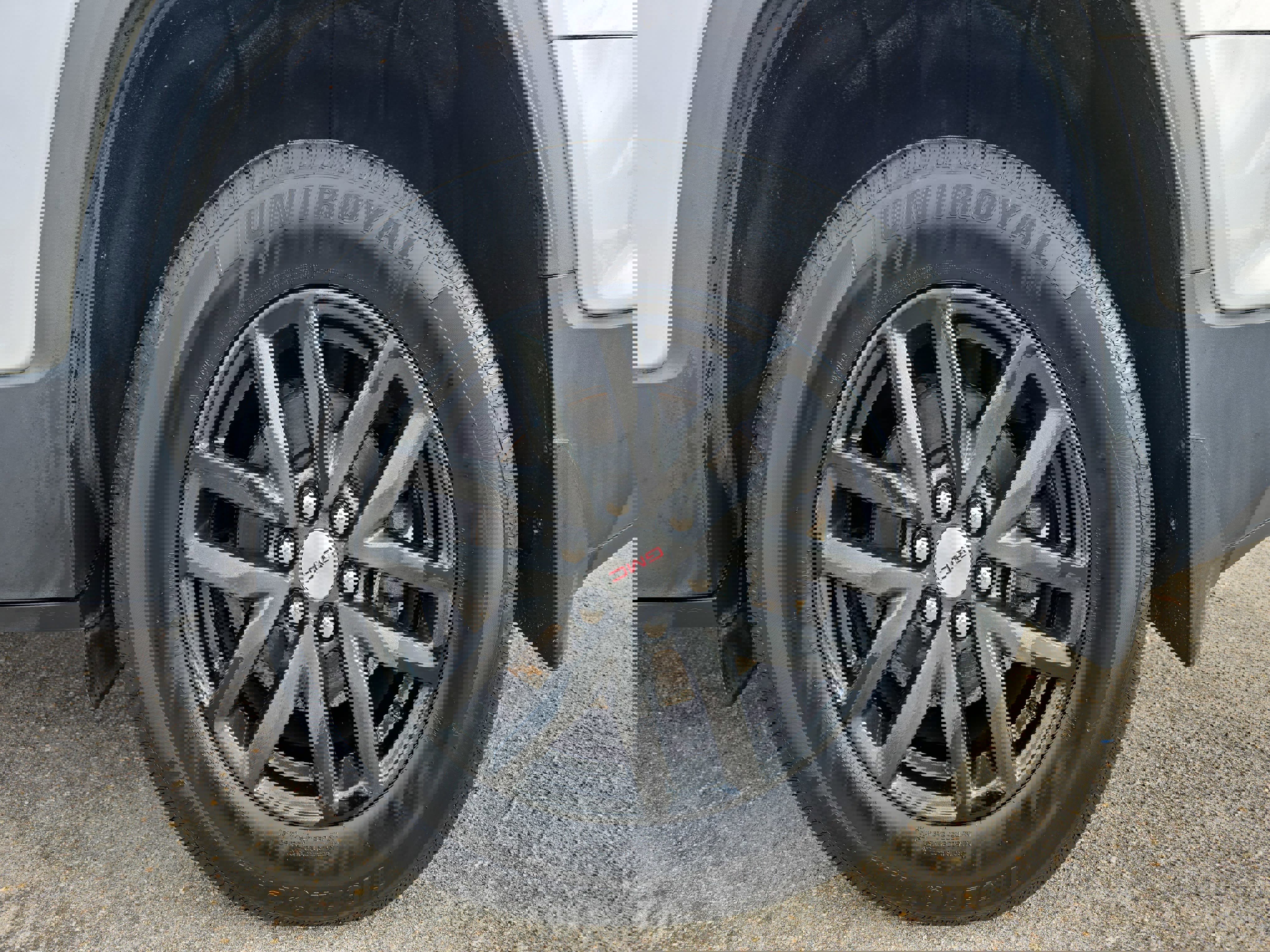 Used 2018 GMC Acadia SLT image 36