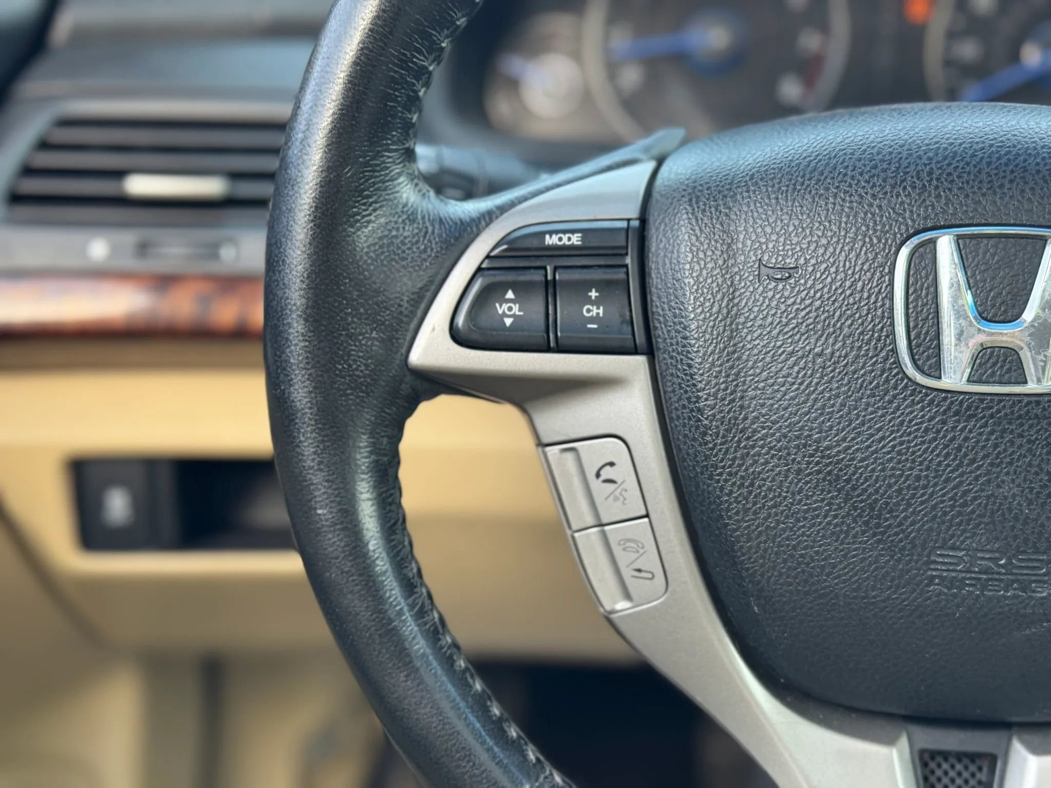 Used 2010 Honda Crosstour EX-L image 26